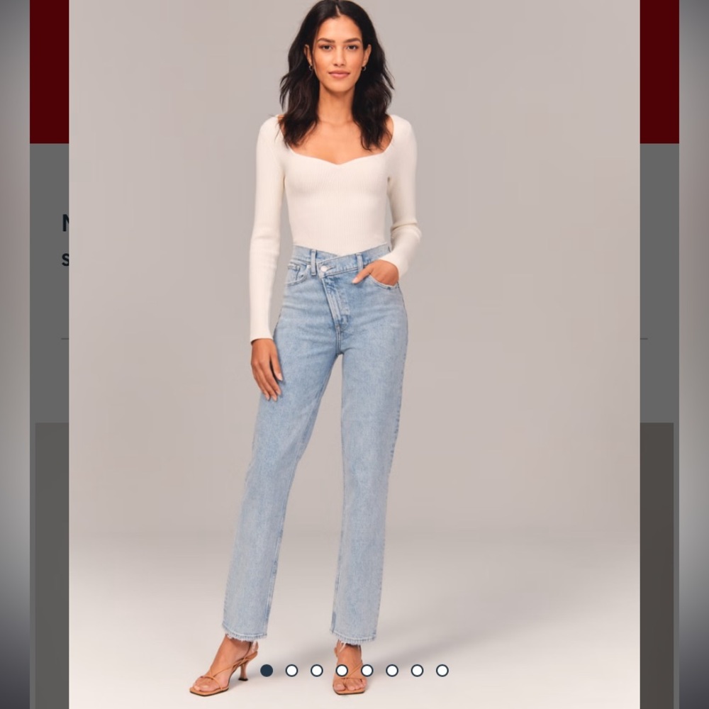 Abercrombie & Fitch the 90s straight ultra high rise jeans!